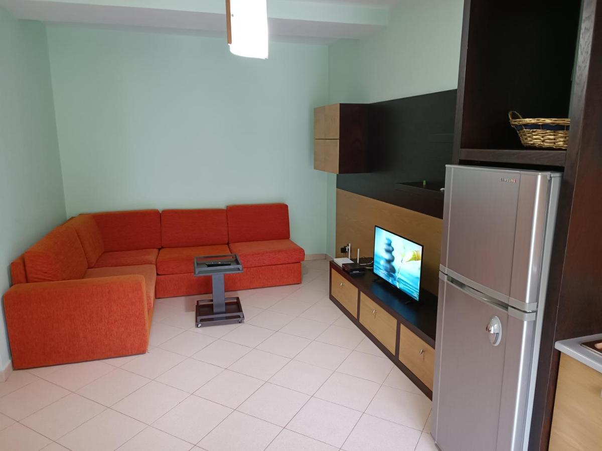 Family Beach 100 Square Metres Apartment غوليم المظهر الخارجي الصورة